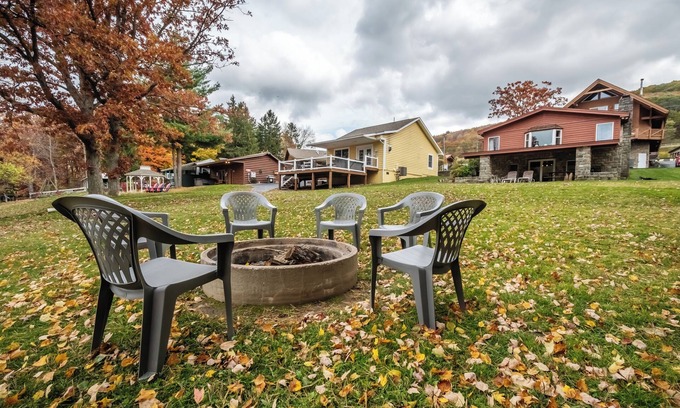 McHenry Cottage | Water's Edge