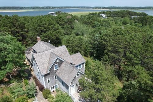 Wellfleet House | Water views great Lt Island location!