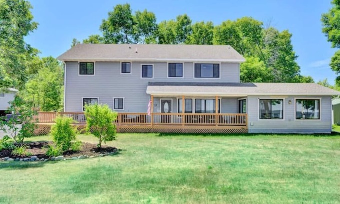 Onamia House | Water Views - Mille Lacs South West