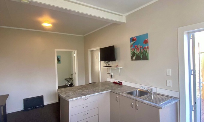 Kaikoura Apartment | Waterfront | Affordable | Location | Unit 7, Waterfront | Affordable | Location