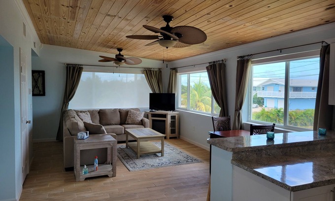 Doctor's Arm House | Waterfront, Bayview home with dockage sleeps 8
