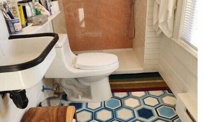 Charlestown House | Waterfront Beach House Bungalownn