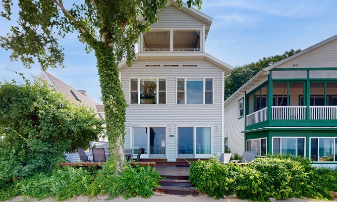 Macatawa House | Waterfront beach house, BBQ grill, gorgeous sunset views, fireplace, wifi