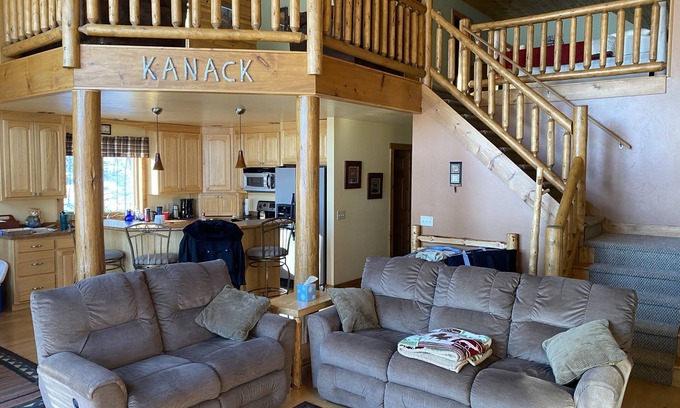 Laona Cabin | Waterfront Cabin w/Pontoon Avail. OPENINGS IN JUNE, JULY & AUGUST Get them now!