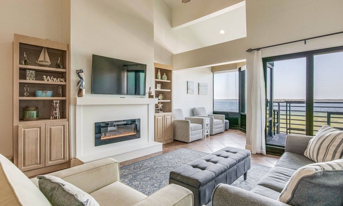 Pensacola Beach Condo | Waterfront Condo on Pensacola Beach