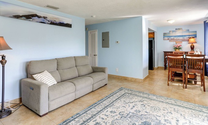 Coquina Key Condo | Waterfront Condo Rental: 5 Mi to St Pete Pier