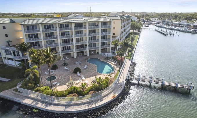 St. Petersburg - Clearwater Condo | Waterfront Condo Resort! Minutes from Madeira Beaches 🏖