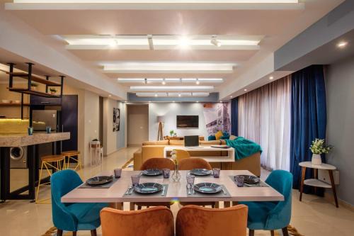 Heliopolis Apartment | Waterfront Designer 2BR - 5 min to Airport