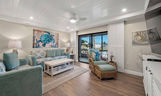 Sanibel Condo | Waterfront Dock View 2 bedroom, 2 bath at Sanibel Moorings Resort #1641
