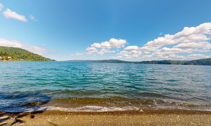Hoodsport House | Waterfront, dog-friendly home with amazing scenery, private beach & decks