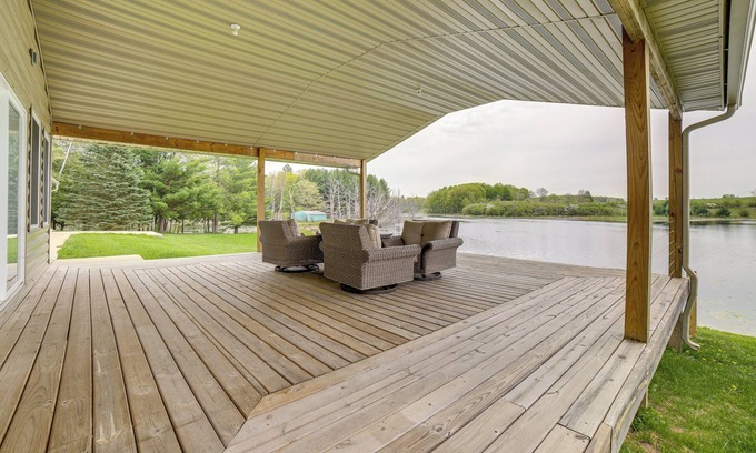 Evart Cottage | Waterfront Evart Getaway w/Fire Pit on 82 Acres!