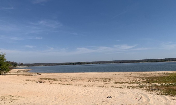 Longtown House | Waterfront family vacation home at Eufala. Sleeps 14. Newly remodeled. Amazing.