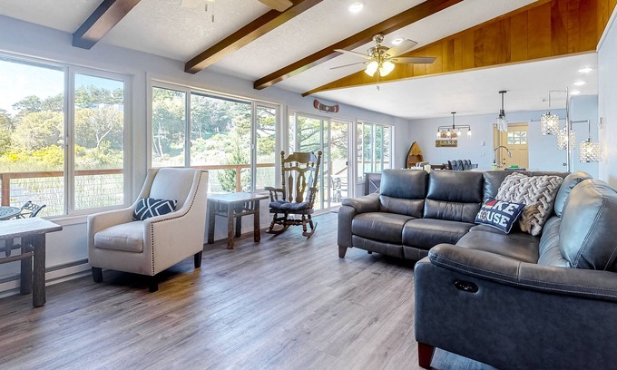Port Orford House | Waterfront Gem w/ Deck, Private Dock & Hot Tub, Free WiFi & Full Kitchen