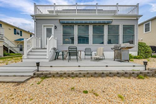 Keen-Wik On the Bay House | Waterfront Gem with Dock 3 Mi to Fenwick Island Fun