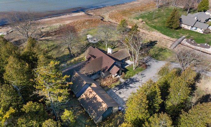 Baileys Harbor House | Waterfront Haven with private beach on Lake Michigan