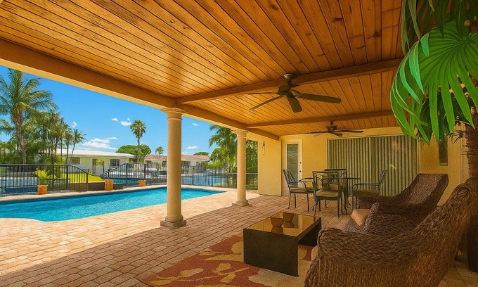 Pompano Beach House | Waterfront Home at Bella Acqua – Heated Pool, Dock & Beach 5-Minutes Away