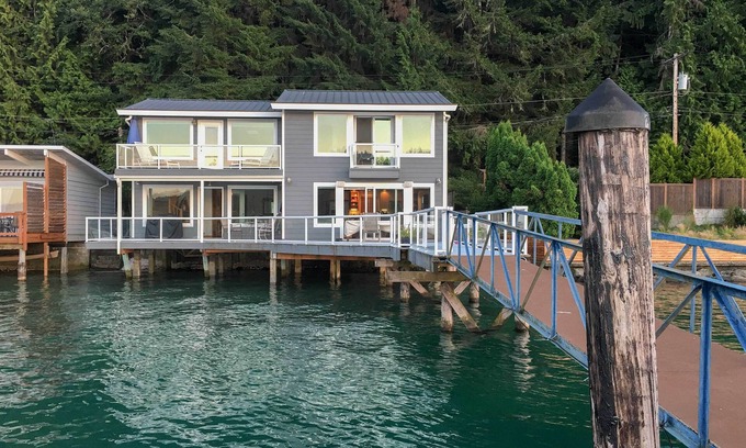 Union House | Waterfront Home on 'Gold Coast' of Hood Canal!