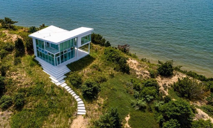 Wellfleet House | Waterfront Hot Tub Sauna Private Beach