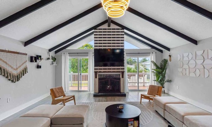 Tampa House | Waterfront, kayaks, new pool, amenities galore!