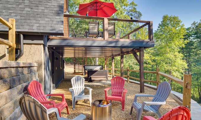 Mill Spring Cabin | Waterfront Lake Adger A-Frame Cabin w/ Hot Tub