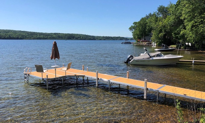 Laconia House | Waterfront Lake Winnisquam House, Guest House & Barn Game Rm, Sleeps 16 w/Beach
