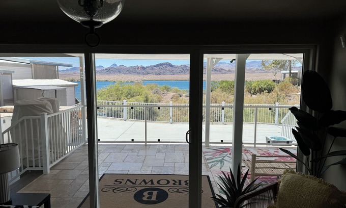 Lake Havasu City House | WATERFRONT LOCATION IN SAMS BEACH COMBER ESTATES !