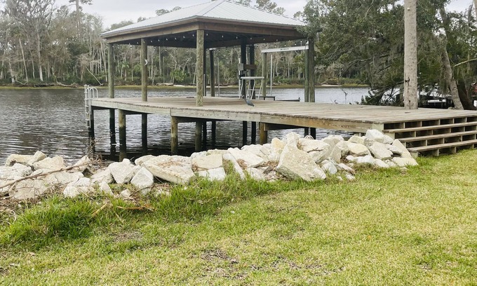Ponte Vedra House | Waterfront property on a quiet neighborhood in Ponte Vedra,