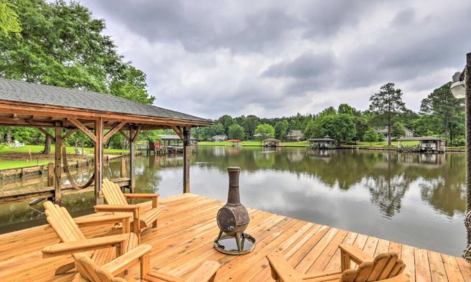 Lake Oconee House | Waterfront Sparta Home with Game Room and Fire Pit!