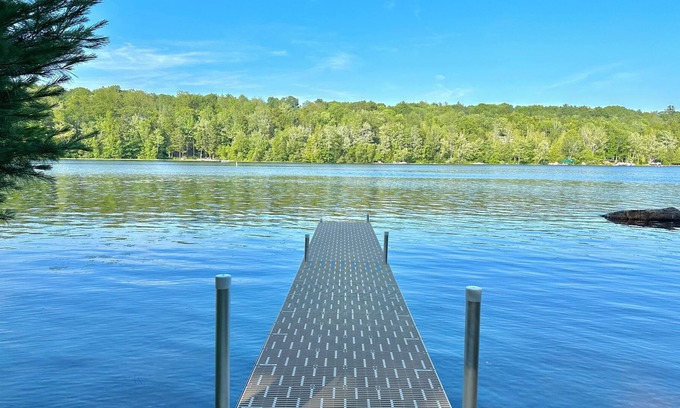 Orland Cottage | Waterfront - Toddy Pond - Perfect Family Getaway!