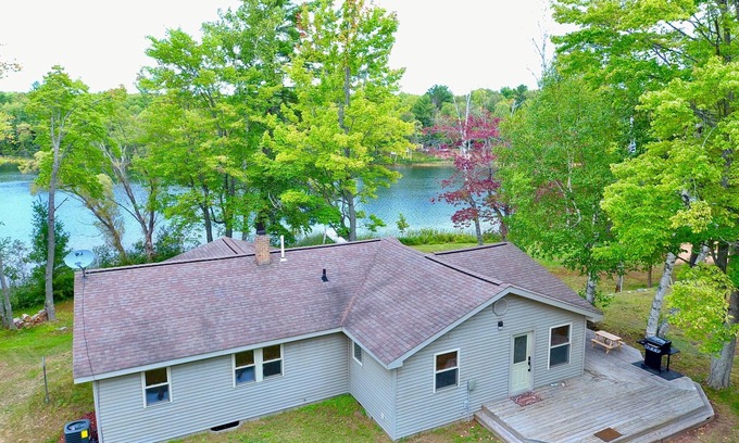 Manistique Cottage | Waterfront U.P. Escape - Kayaks, Fishing, Trail Access