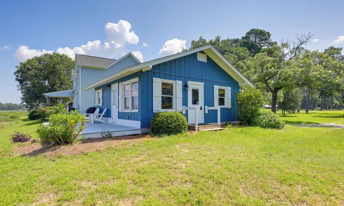 Morehead City Cottage | Waterfront Vacation Rental Home on Newport River!