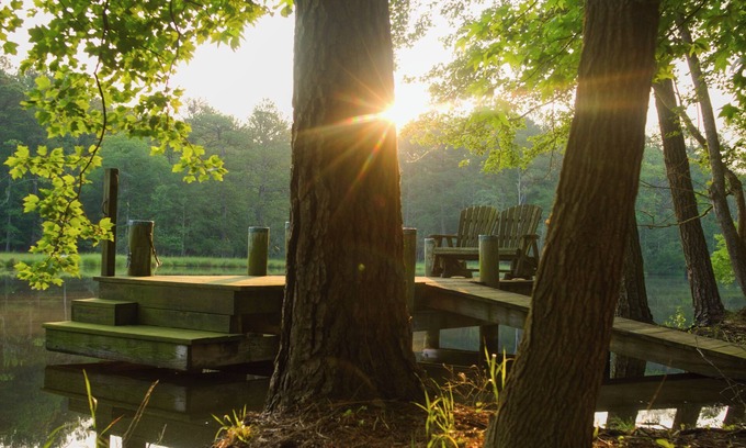 Worcester County House | Waterfront w/Kayaks Firepit 100Mbs Inet EV Chrgr Near Assateague, Berlin, OC!