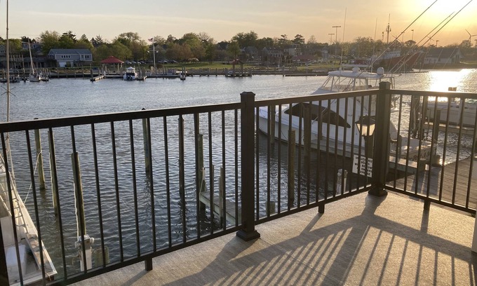 Lewes Condo | Waterfront, walkable to beach and downtown Lewes attractions