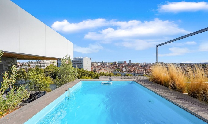 Minimes - Barriere de Paris Apartment | Watergate - piscine sur le toit et vue panoramique sur la ville