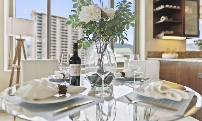 Waikiki Condo | Watermark Waikiki Unit 901: Luxe Condo w/Pool, Resort Amenities & Oceanviews