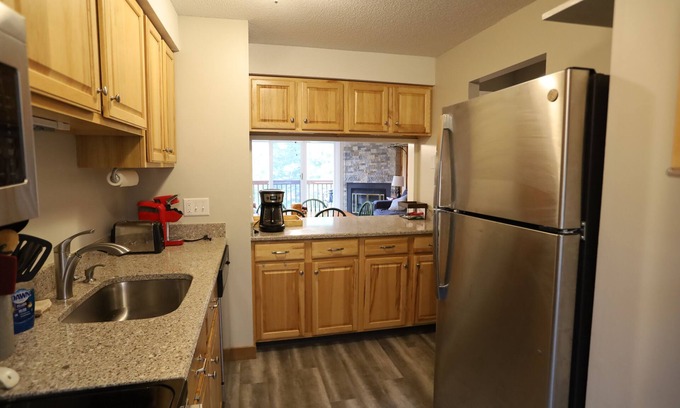 Waterville Valley Condo | Waterville Valley Vacation Rental Condo with shared pool (WHK127V)