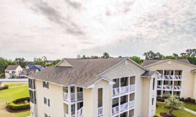 North Myrtle Beach Condo | Waterway Condo Getaway near Ocean - Sleeps 6