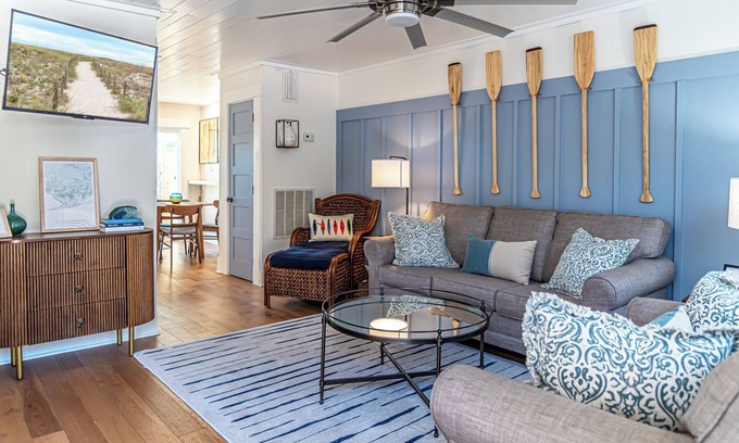 Gulf Shores Condo | Waterway Wonder- Mins to The Wharf & Fishing- Pet Friendly