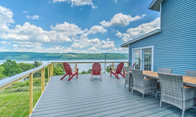 Watkins Glen House | Watkins Glen Lakeview Cottage w/Waterfall!