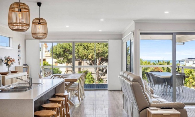 Goolwa Beach House | Wave Riders in Goolwa Beach
