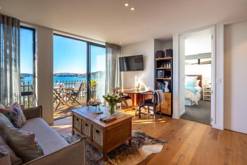 Onetangi House | Wavesong - Stay Waiheke