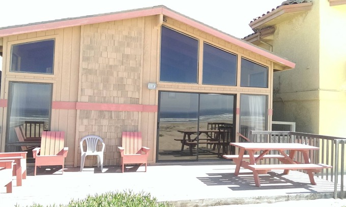 Oceano House | We Are OceanFrontStays.com - Reserve 2026 Now-SLEEPS 10 - Sorry No Pets Allowed