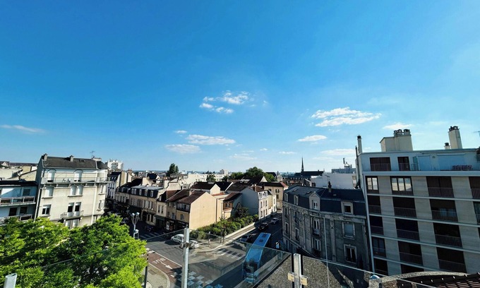 Barbatre Apartment | We Live In R - Duplex 504