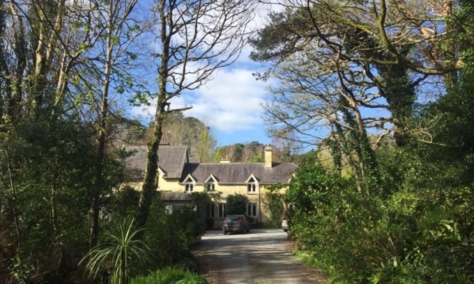 Caragh Lake House | WEEK 30 JULY - 6 AUG AVAILABLE Unique Home overlooking Caragh Lake 8-10P