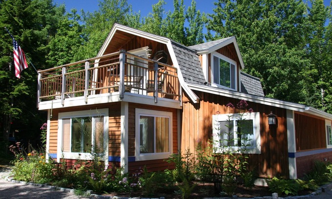 Southwest Harbor House | Weekly Discount available! 4 Bedroom, 2 Bathroom, Walking Distance To Town