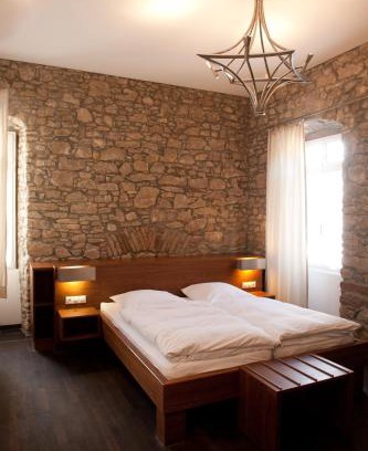 Altstadt Hotel | Weinhotel Koegler