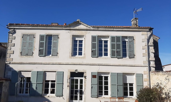 Ardillieres House | Welcome in our Presbyterian, Les Figuiers