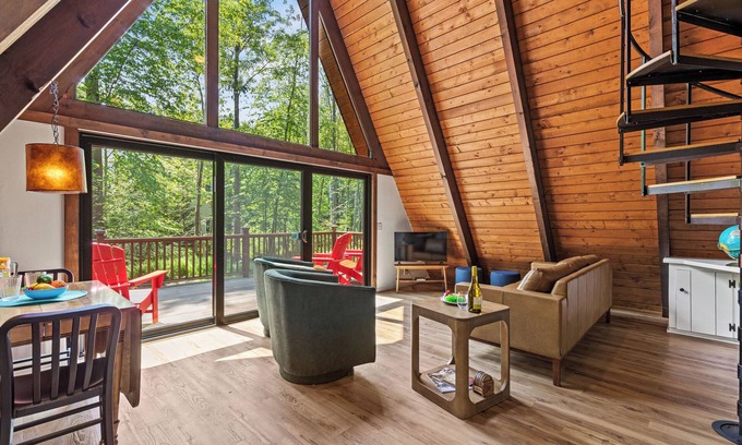 York Beach House | Welcome to 26 Horn Road – Your Seaside Retreat in York Beach!