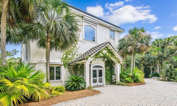 Plantation House | Welcome to Atlantis!