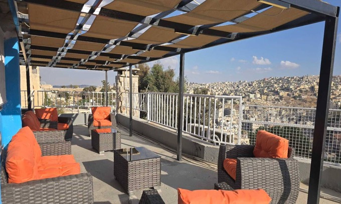 Al Abdali Apartment | Welcome to B Beitna Apartment Your Cozy Home Away in Amazing Jabal Al Weibdeh